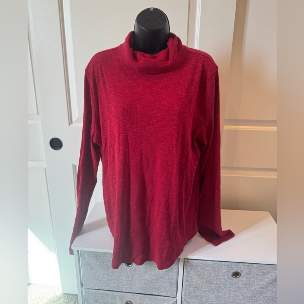 GAP Vibrant Red Turtleneck